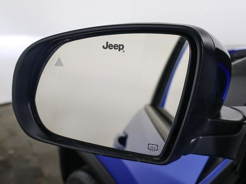 Used 2024 Jeep Compass Trailhawk image 28