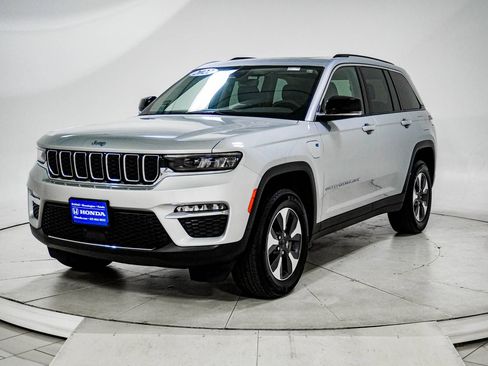 Used 2022 Jeep Grand Cherokee Limited 4xe AWD/4WD image 2