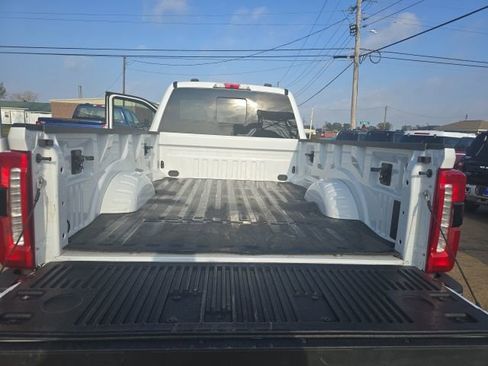 Used 2024 Ford F350 Lariat w/ FX4 Off-Road Package image 10
