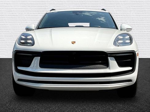 Used 2023 Porsche Macan S w/ Premium Package Plus AWD/4WD image 2