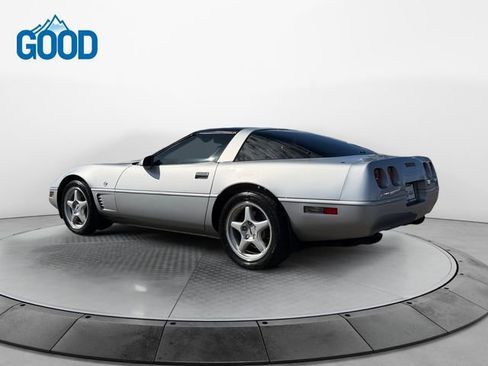 Used 1996 Chevrolet Corvette Coupe image 3