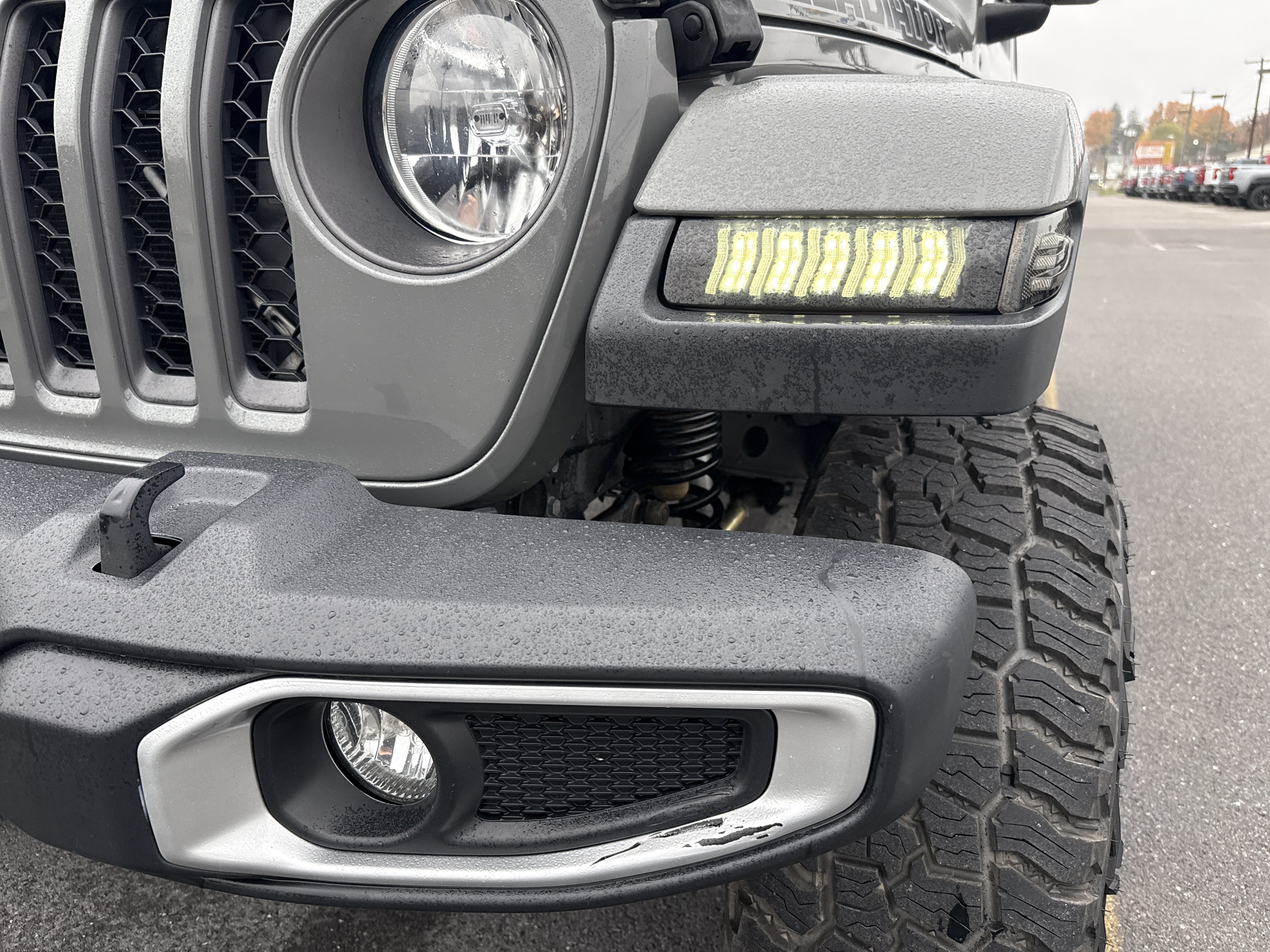 Used 2020 Jeep Gladiator Sport AWD/4WD image 11