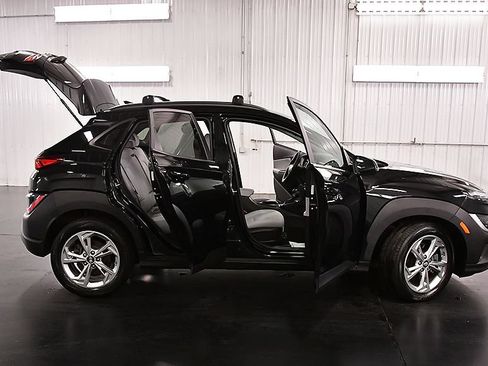 Used 2023 Hyundai Kona SEL AWD/4WD image 31