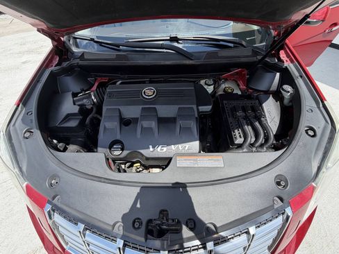 Used 2014 Cadillac SRX Performance w/ Driver Awareness Package AWD/4WD image 19