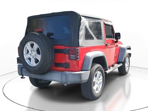 Used 2015 Jeep Wrangler Sport image 8