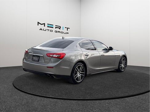 Used 2016 Maserati Ghibli RWD image 8