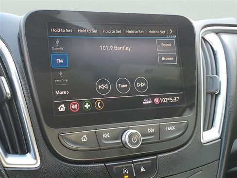 Used 2020 Chevrolet Malibu LT w/ Leather Package FWD image 23