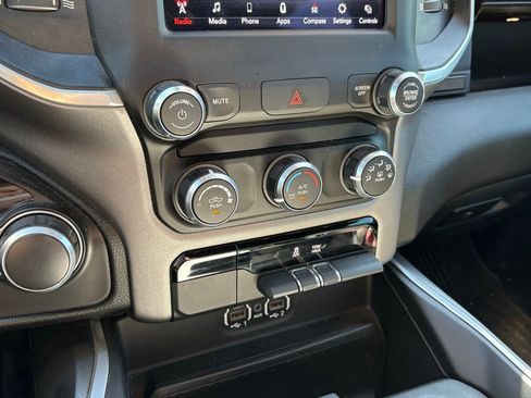 Used 2021 RAM 1500 Lone Star image 11