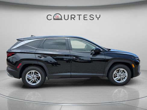 New 2026 Hyundai Tucson SE FWD image 6
