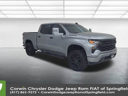 Used 2024 Chevrolet Silverado 1500 Custom w/ LPO, Dark Essentials Package image 4