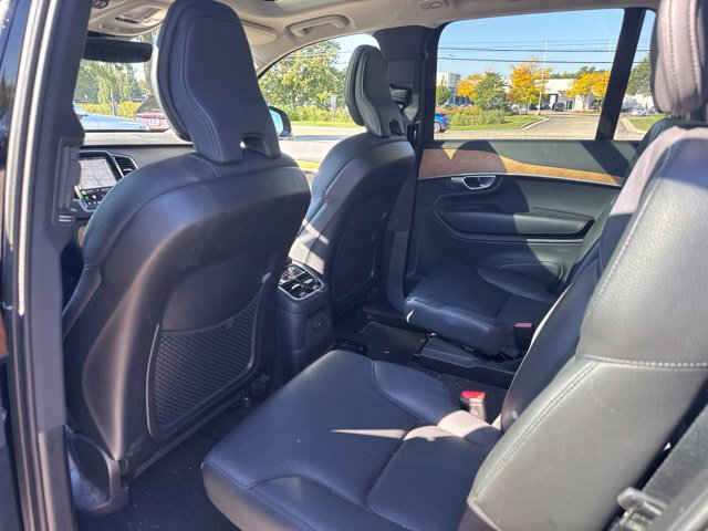 Used 2023 Volvo XC90 T8 Plus AWD/4WD image 7