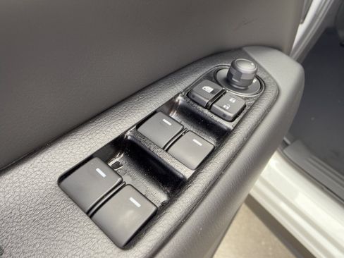 Used 2019 MAZDA CX-5 Touring FWD image 15