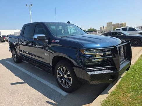 Used 2021 Chevrolet Silverado 1500 LT w/ Texas Edition Plus AWD/4WD image 7