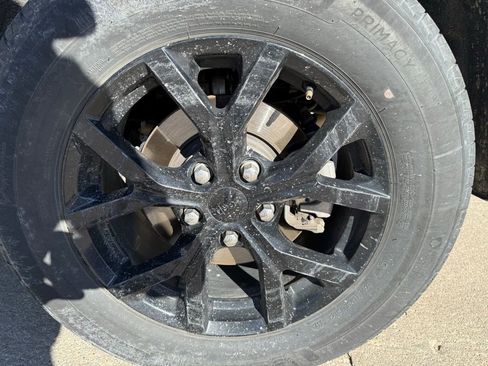 Used 2024 Jeep Grand Cherokee Altitude image 9