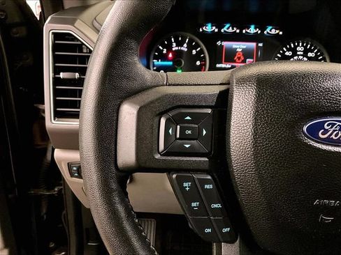 Used 2018 Ford F150 XLT w/ Equipment Group 302A Luxury AWD/4WD image 17