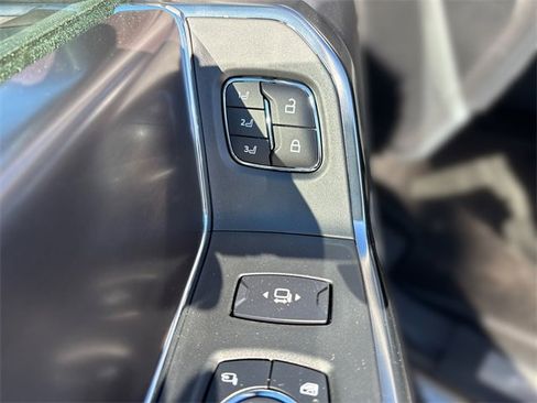 New 2026 Ford F250 Platinum w/ Tremor Off-Road Package image 29