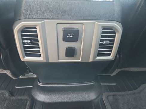 Used 2015 Ford F150 Lariat AWD/4WD image 16