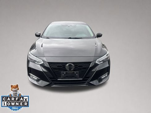 Used 2022 Nissan Sentra SR w/ Midnight Edition FWD image 9