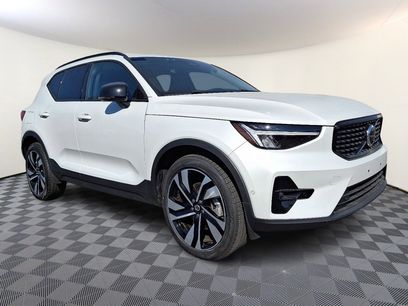 Used 2023 Volvo XC40 B5 Plus w/ Driver Assist Package