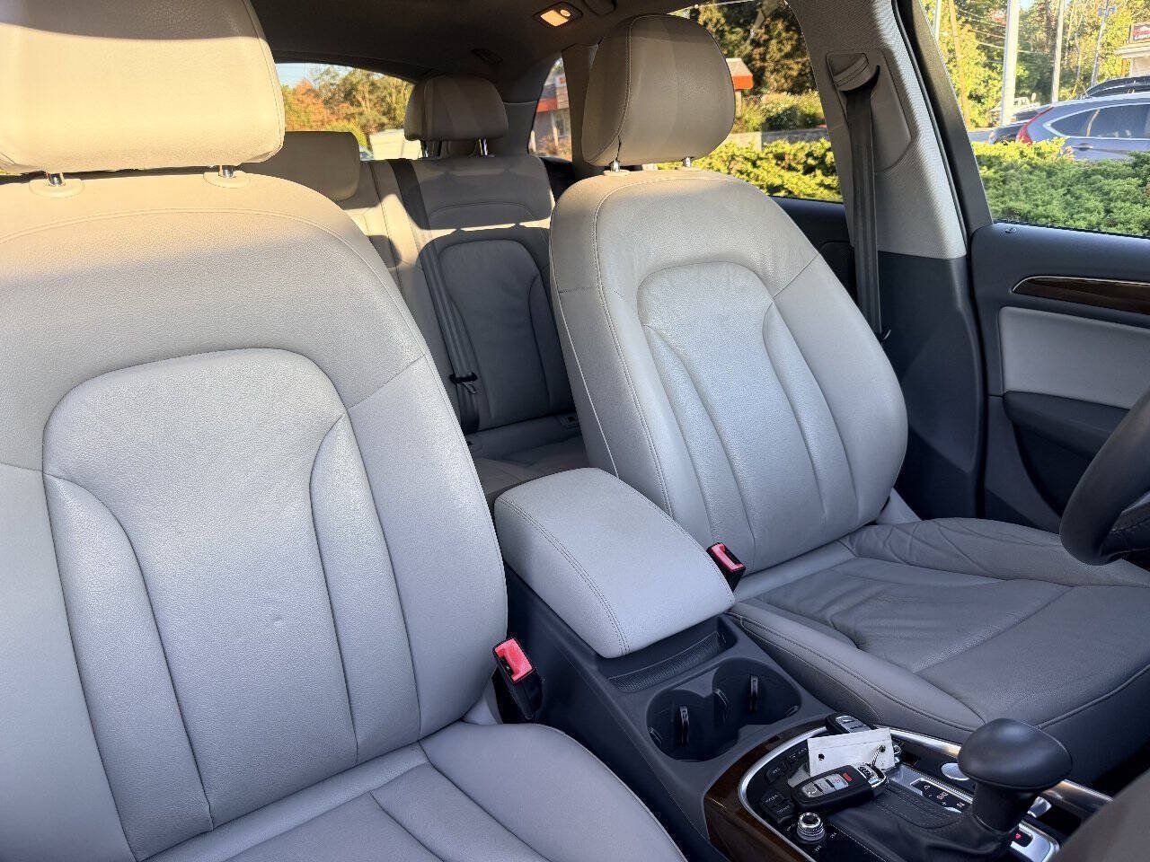 Used 2015 Audi Q5 2.0T Premium Plus w/ Technology Package AWD/4WD image 23