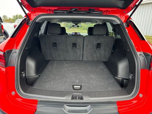 Used 2025 Chevrolet Blazer LT image 30