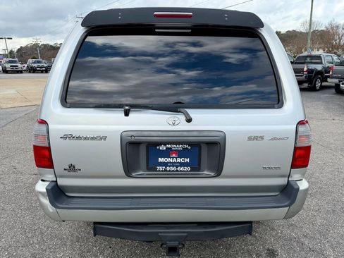 Used 2000 Toyota 4Runner SR5 w/ Upgrade Value Pkg 2 image 4