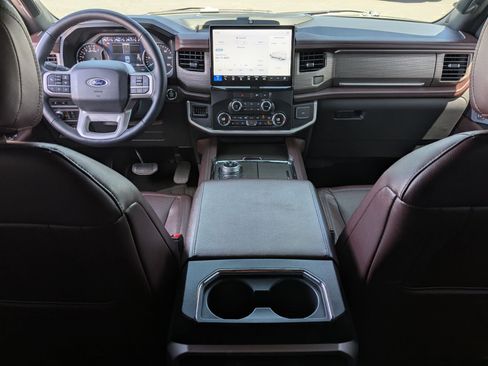 Used 2022 Ford Expedition Max Limited AWD/4WD image 33