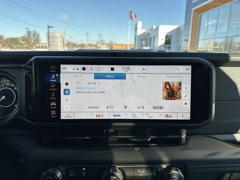 New 2026 Jeep Wrangler Unlimited Rubicon image 36