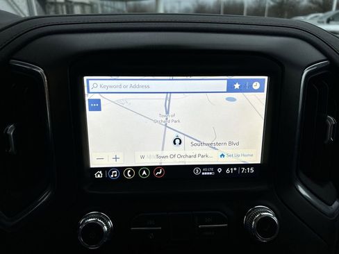 Used 2021 GMC Sierra 1500 AT4 w/ AT4 Value Package image 17