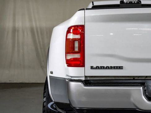 Used 2020 RAM 3500 Laramie image 41