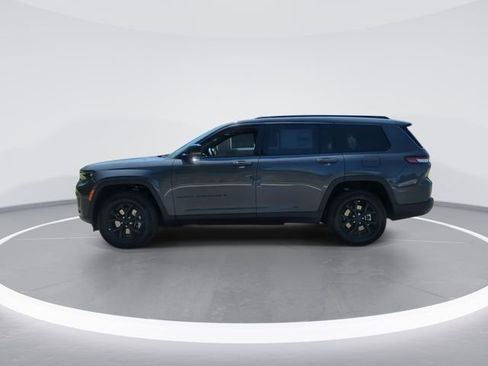 New 2026 Jeep Grand Cherokee L 4WD image 5