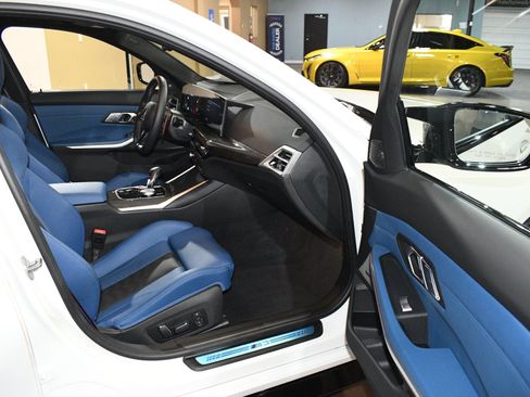 Used 2025 BMW M3 Competition AWD/4WD image 48
