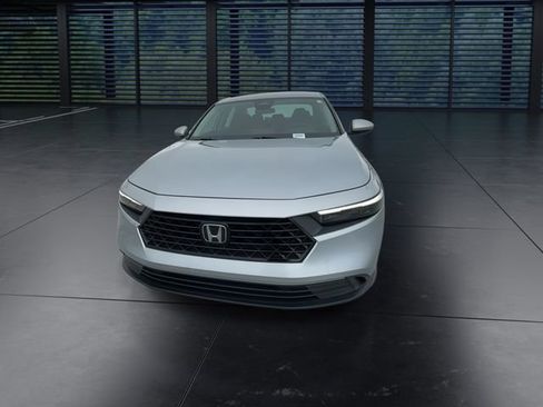 Used 2023 Honda Accord LX image 3