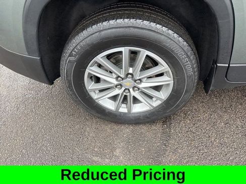 Used 2022 Chevrolet Traverse LT w/ LPO, Floor Liner Package image 46