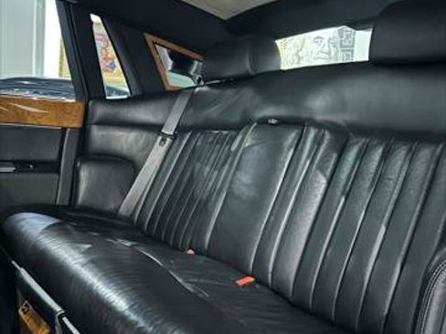 Used 2006 Rolls-Royce Phantom Sedan RWD image 26