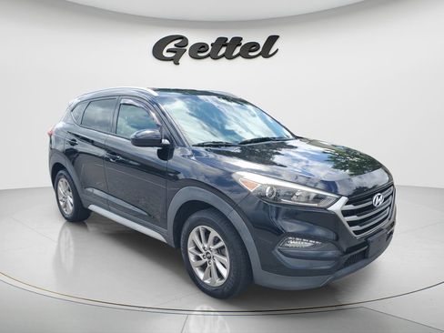 Used 2017 Hyundai Tucson SE w/ SE Popular Package 02 AWD/4WD image 3