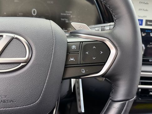 New 2026 Lexus RX 450h AWD image 15