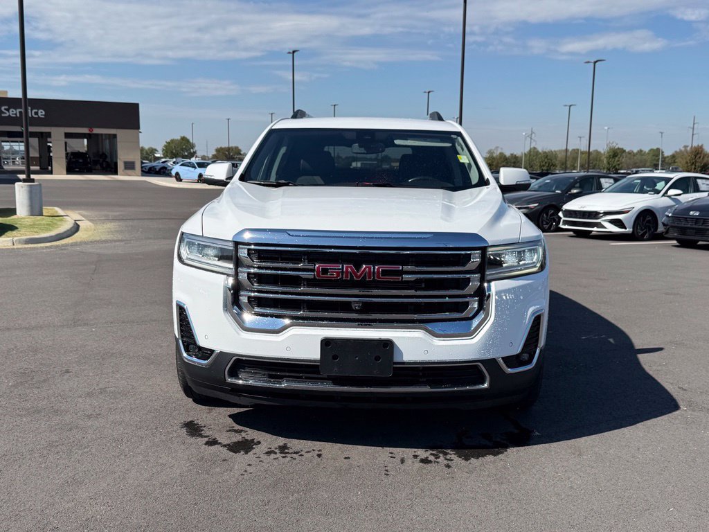 Used 2021 GMC Acadia SLT w/ Premium Package FWD image 2