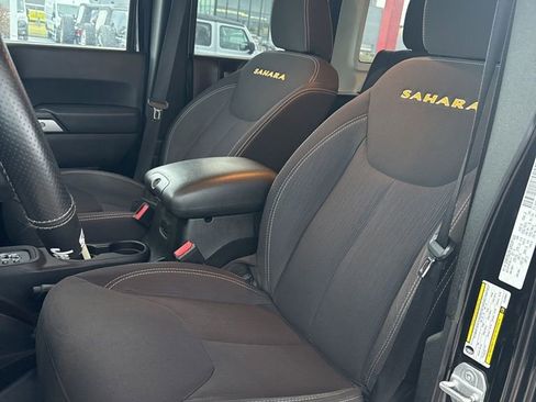 Used 2013 Jeep Wrangler Unlimited Sahara w/ Trailer Tow Group image 10