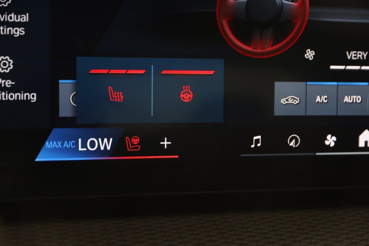 Used 2025 BMW M4 Competition w/ Executive Package RWD image 8