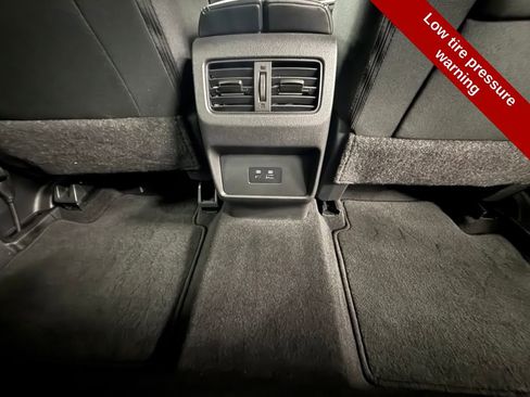 Used 2023 Nissan Rogue SV AWD/4WD image 38