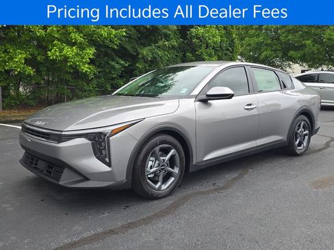 New 2026 Kia K4 FWD image 7