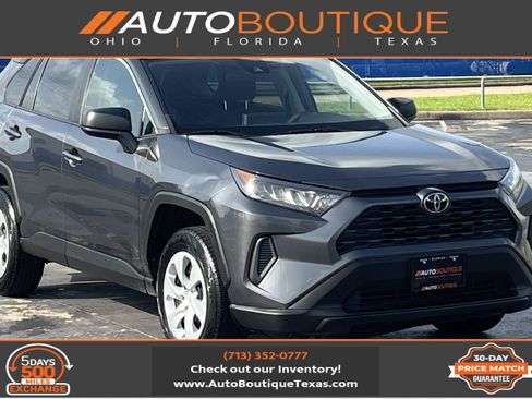 Used 2020 Toyota RAV4 LE FWD image 1
