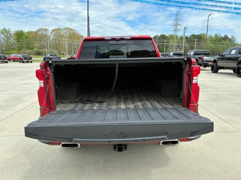 Used 2022 Chevrolet Silverado 1500 High Country w/ Technology Package AWD/4WD image 32