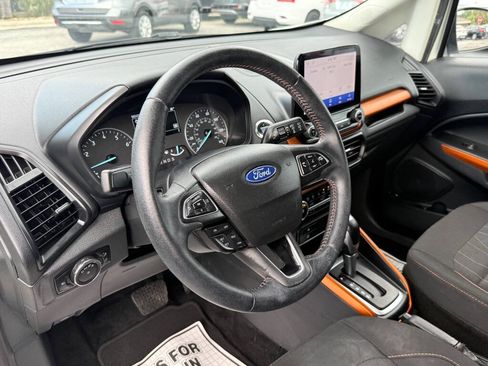 Used 2021 Ford EcoSport SE w/ SE Convenience Package FWD image 10