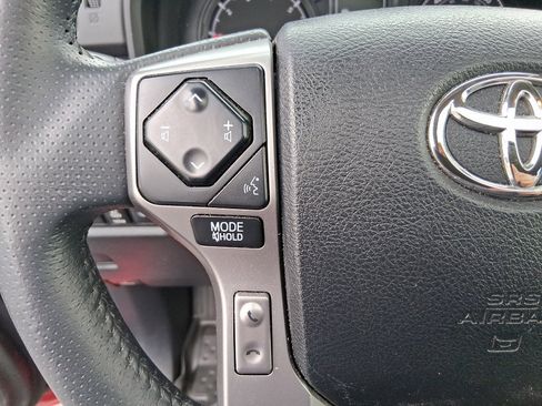 Used 2022 Toyota 4Runner SR5 Premium w/ Moonroof Package image 14