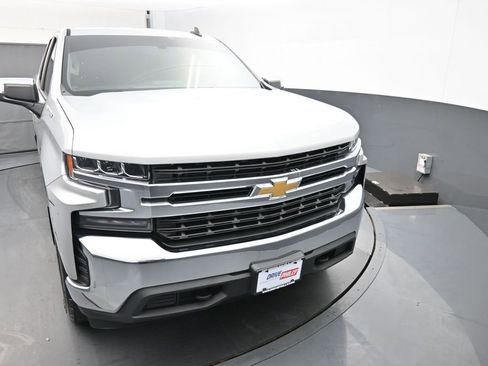 Used 2020 Chevrolet Silverado 1500 LT w/ Trailering Package AWD/4WD image 10