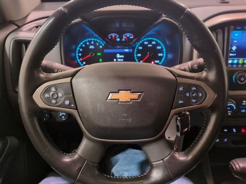 Used 2019 Chevrolet Colorado Z71 AWD/4WD image 19
