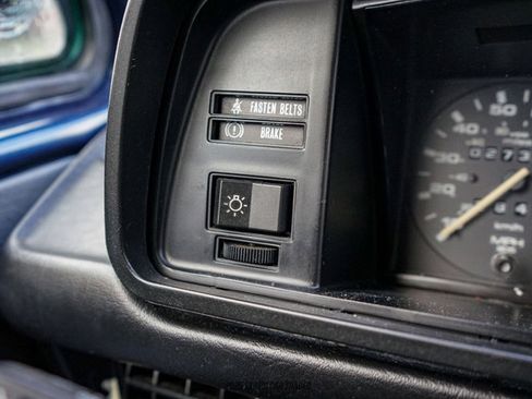 Used 1989 Volkswagen Vanagon RWD image 42