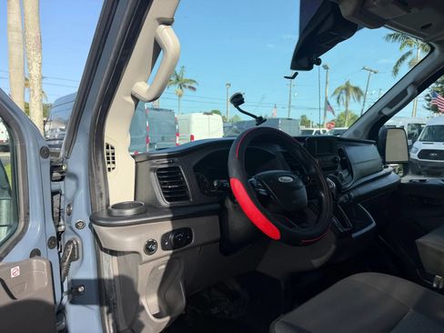 Used 2020 Ford Transit 250 148 High Roof Extended RWD image 11
